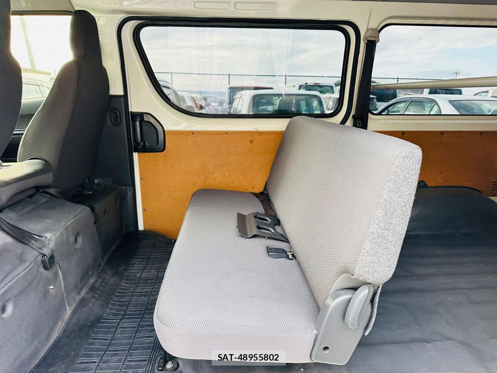 Toyota HIACE VAN 2019 7263039-9