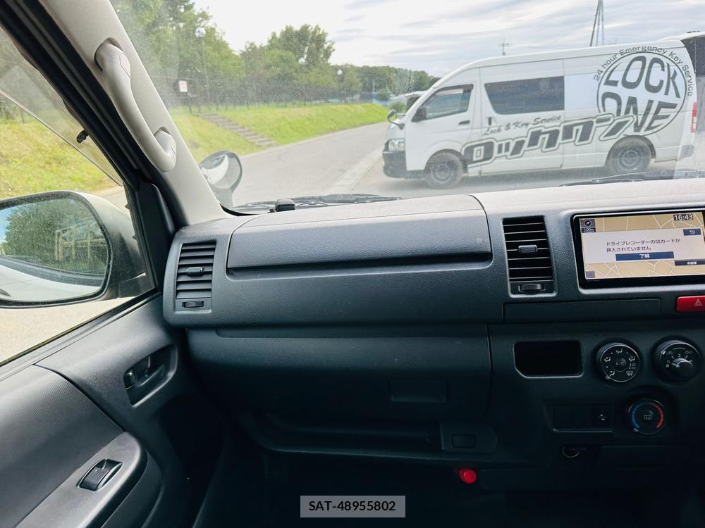 Toyota HIACE VAN 2019 7263039-17