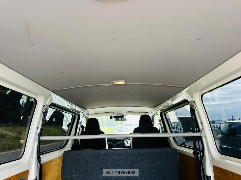 Toyota HIACE VAN 2019 7263039-24