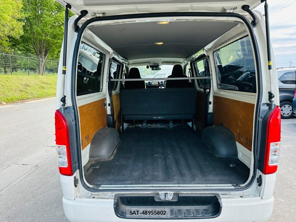 Toyota HIACE VAN 2019 7263039-25