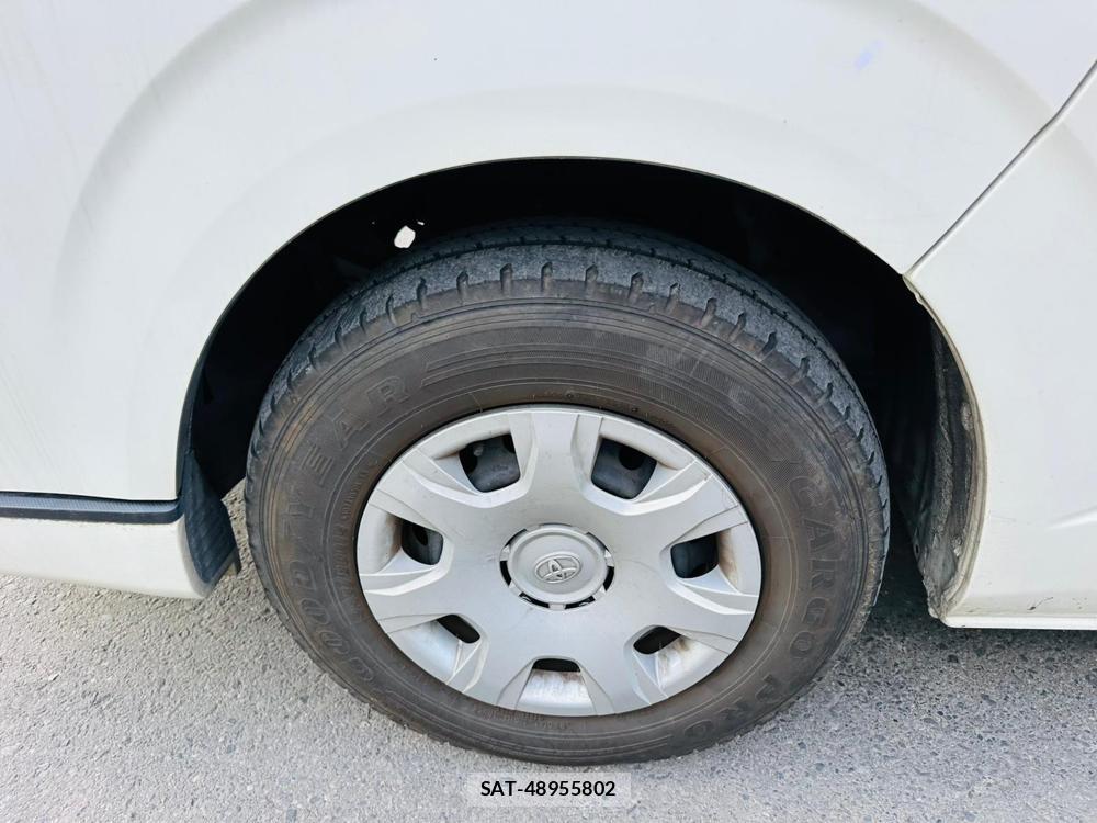 Toyota HIACE VAN 2019 7263039-29