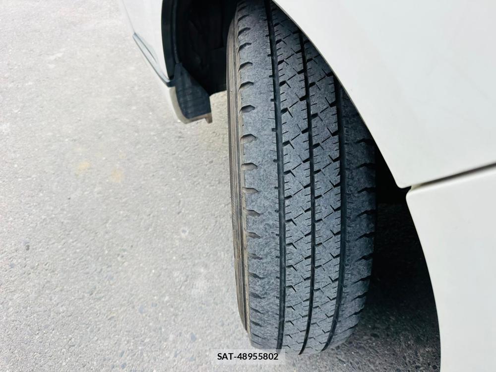 Toyota HIACE VAN 2019 7263039-32
