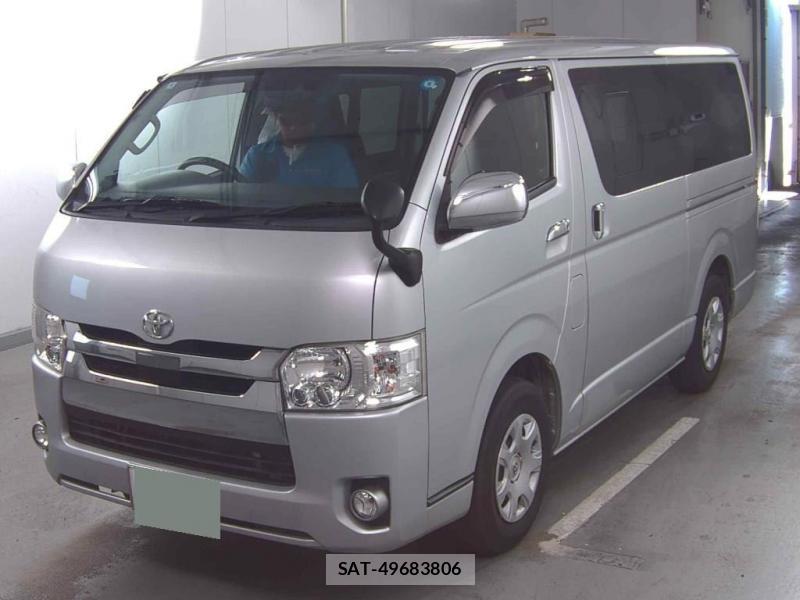 Toyota HIACE VAN 2019-04 8083200-3