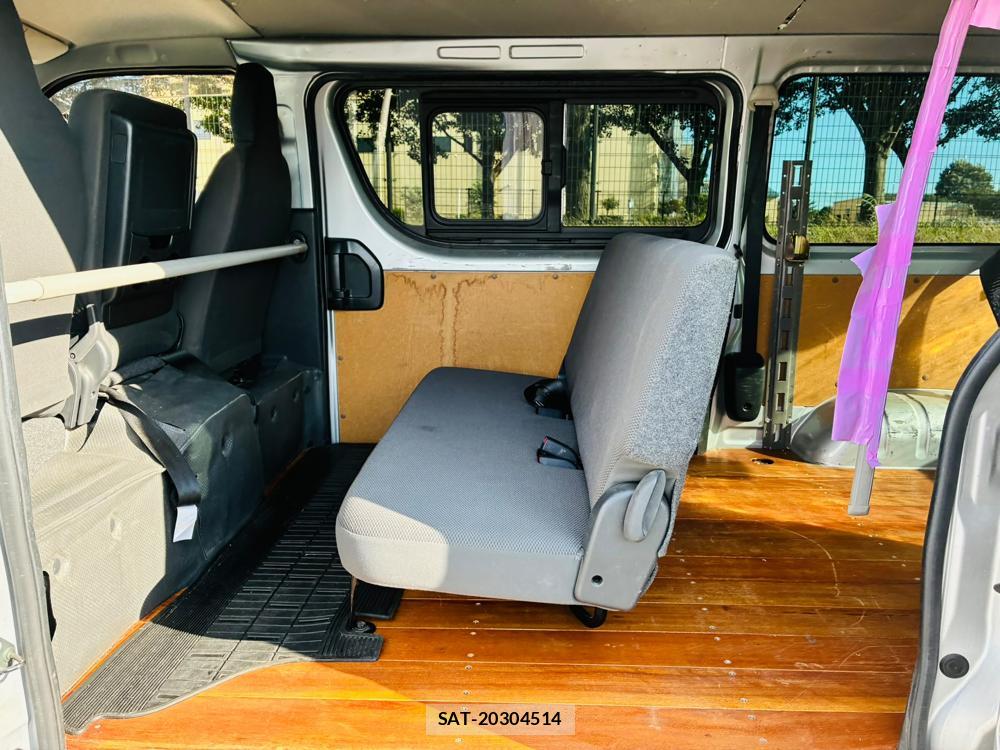 Toyota HIACE VAN 2019-10 8199627-9