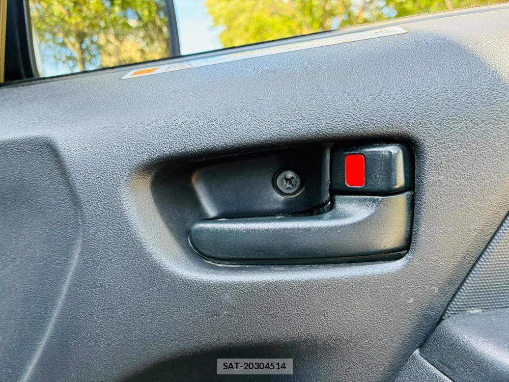 Toyota HIACE VAN 2019-10 8199627-20