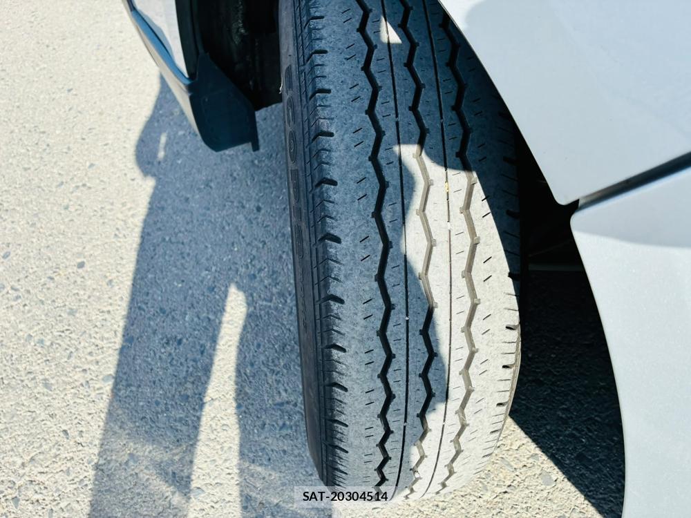 Toyota HIACE VAN 2019-10 8199627-31