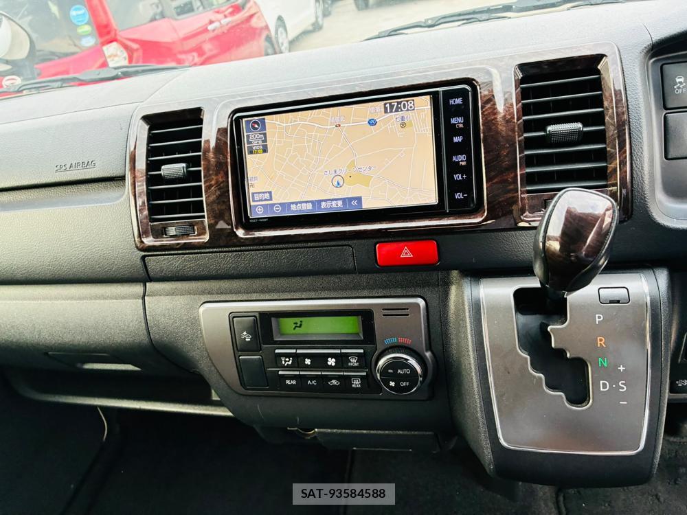 Toyota HIACE VAN 2019-06 8160955-19