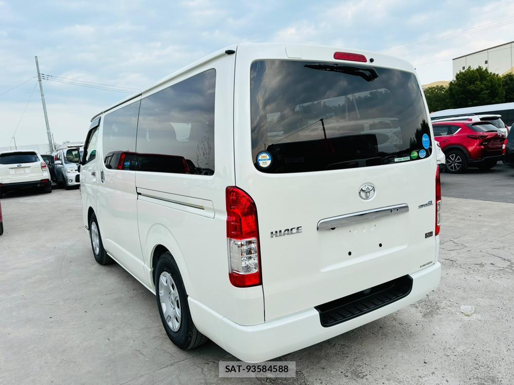 Toyota HIACE VAN 2019-06 8160955-2