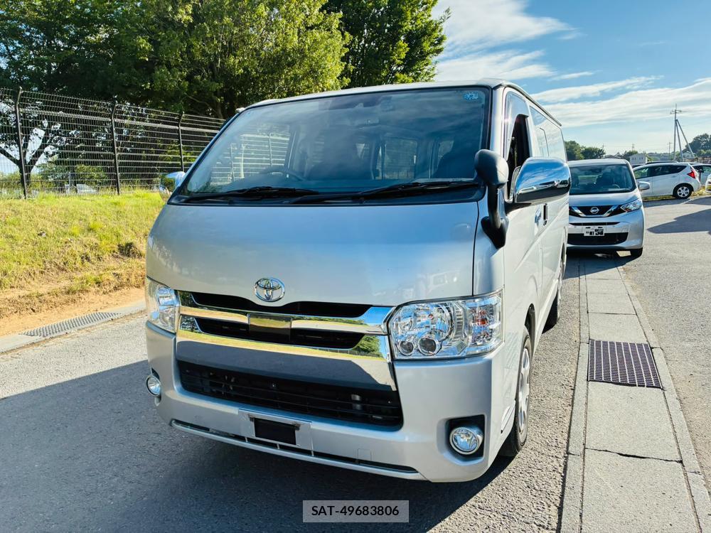 Toyota HIACE VAN 2019-04 8083200-0