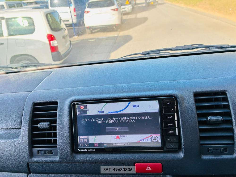 Toyota HIACE VAN 2019-04 8083200-18