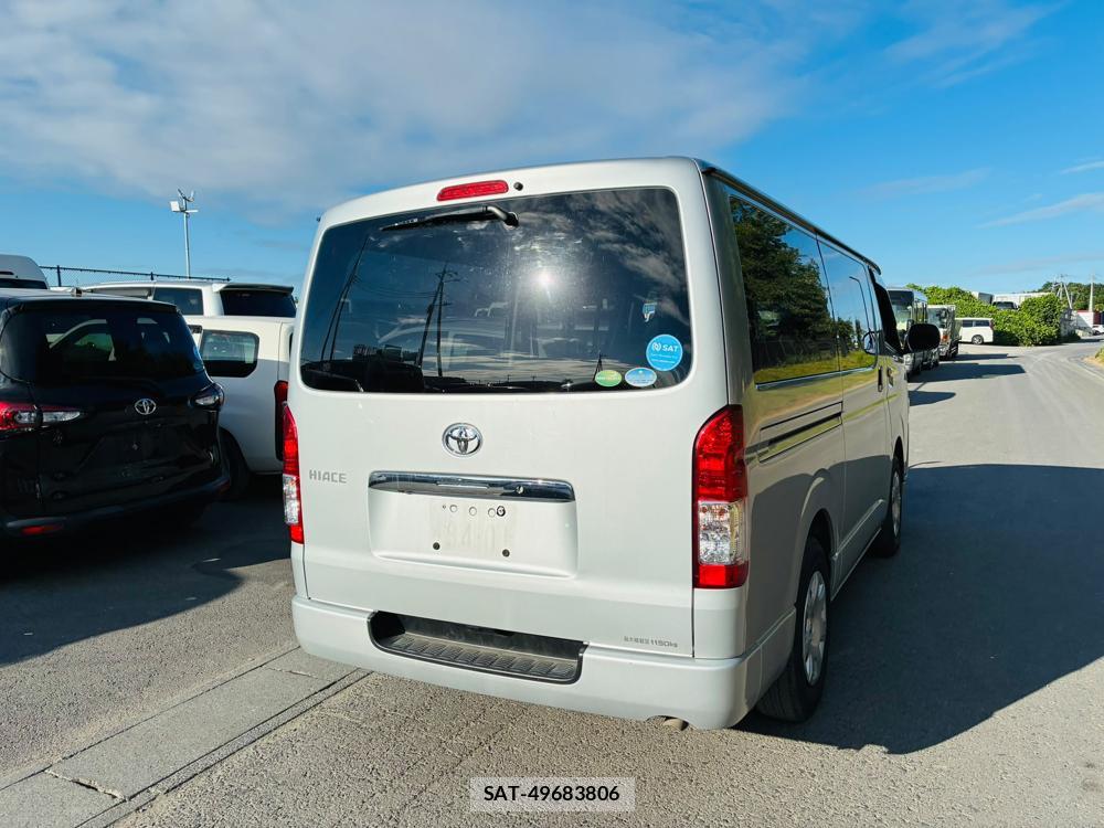 Toyota HIACE VAN 2019-04 8083200-4