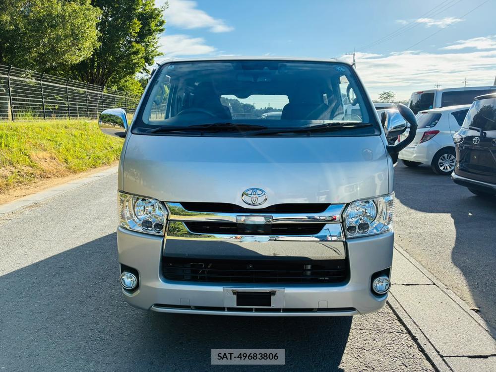 Toyota HIACE VAN 2019-04 8083200-7