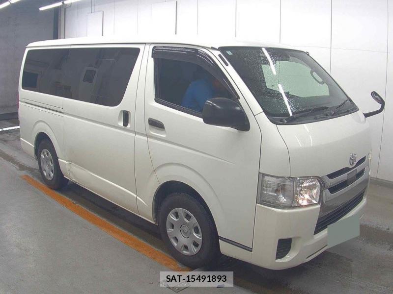 Toyota HIACE VAN 2019-02 8352567-0