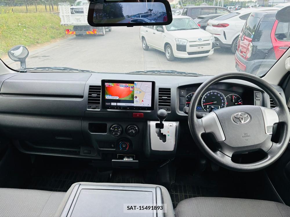 Toyota HIACE VAN 2019-02 8352567-12