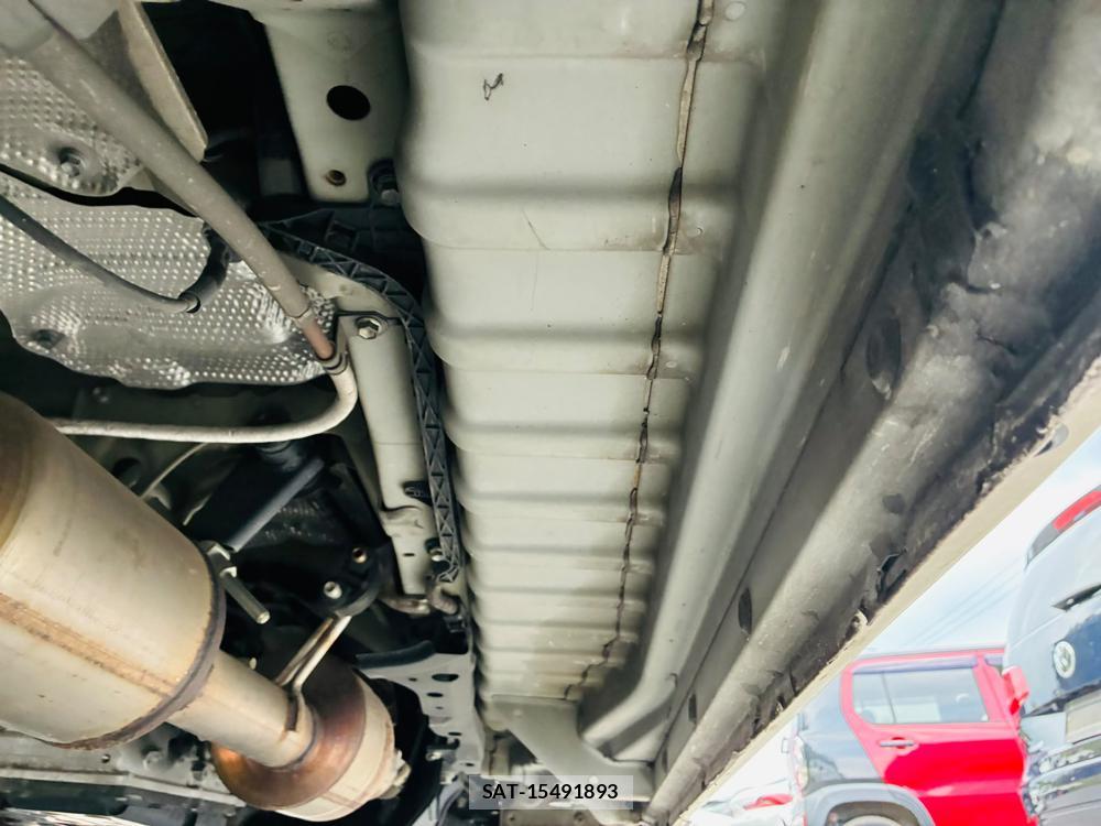 Toyota HIACE VAN 2019-02 8352567-37