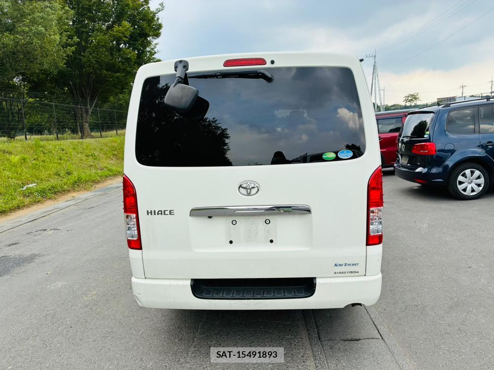 Toyota HIACE VAN 2019-02 8352567-3
