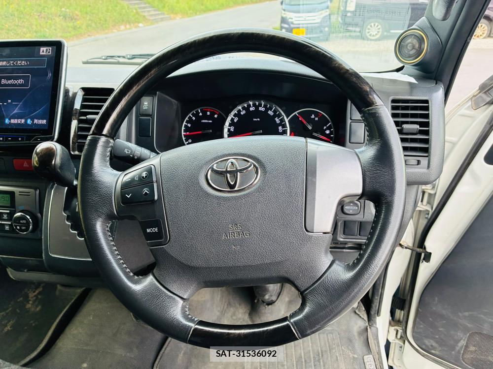 Toyota HIACE VAN 2019-09 8351698-14