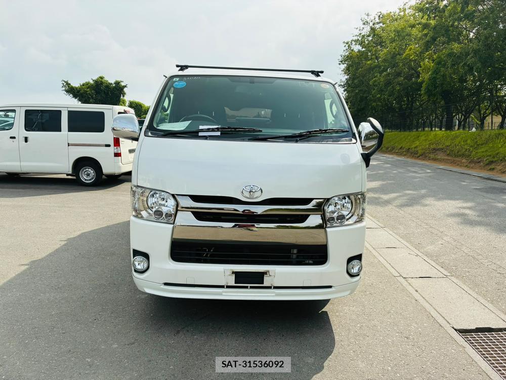 Toyota HIACE VAN 2019-09 8351698-6