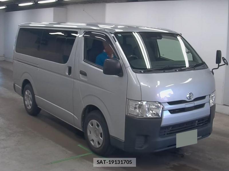 Toyota HIACE VAN 2019-06 8673023-0