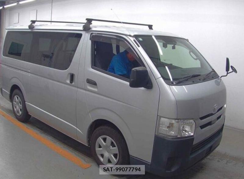 Toyota HIACE VAN 2019-07 8684456-0