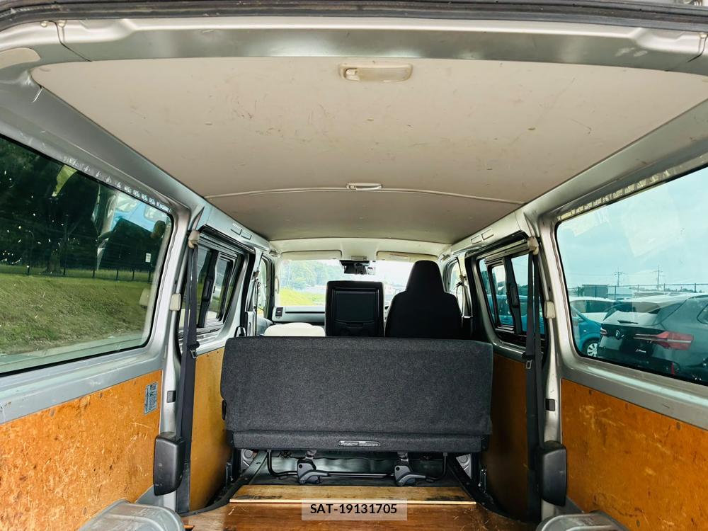 Toyota HIACE VAN 2019-06 8673023-22