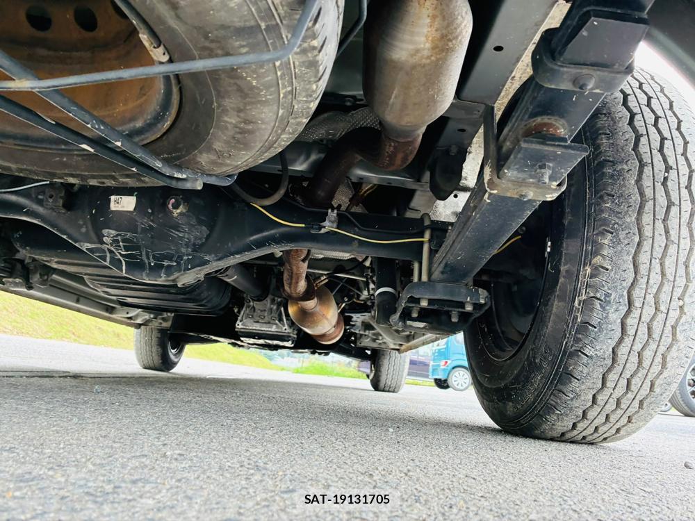 Toyota HIACE VAN 2019-06 8673023-34