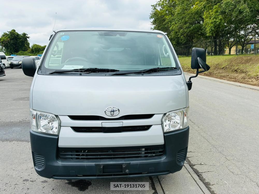 Toyota HIACE VAN 2019-06 8673023-7