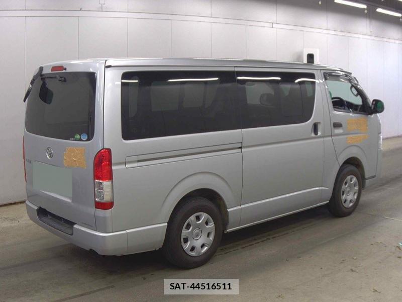 Toyota HIACE VAN 2019-19 899033-1