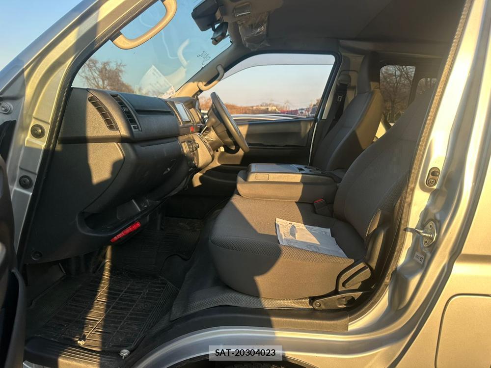 Toyota HIACE VAN 2020 1706876-10