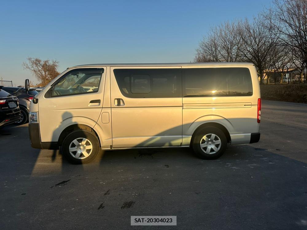 Toyota HIACE VAN 2020 1706876-1