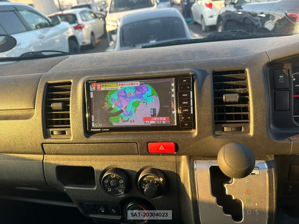 Toyota HIACE VAN 2020 1706876-19