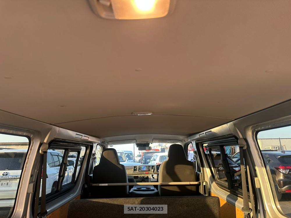 Toyota HIACE VAN 2020 1706876-23