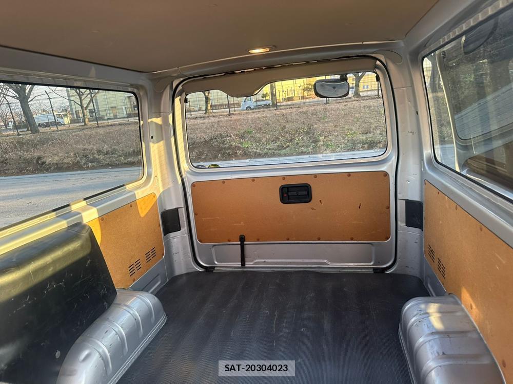 Toyota HIACE VAN 2020 1706876-24