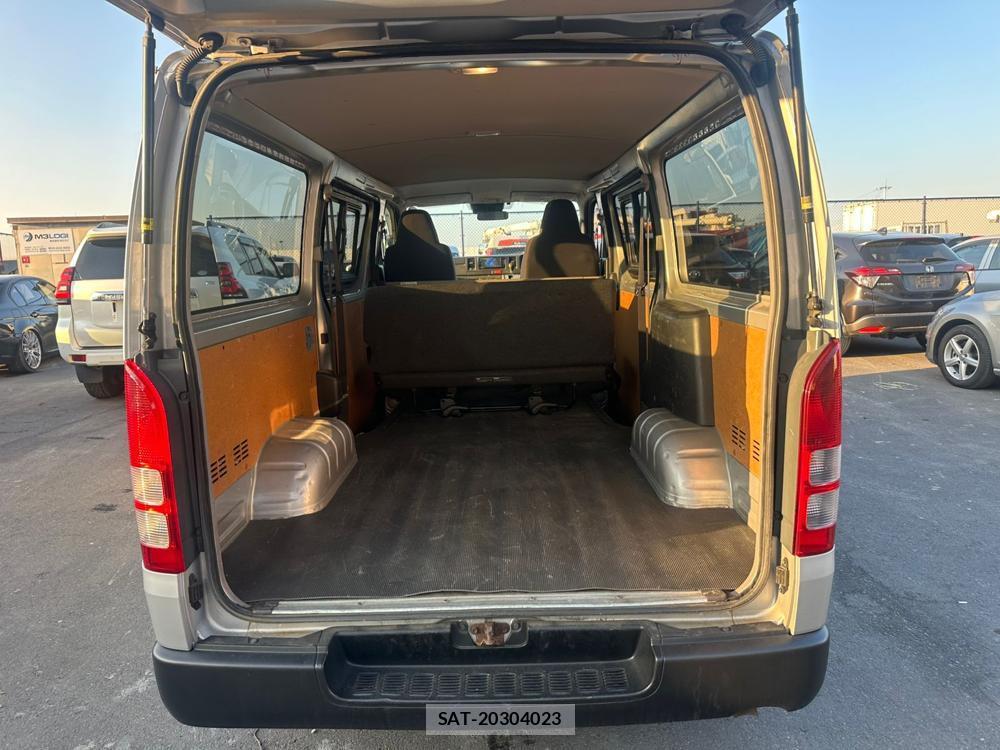 Toyota HIACE VAN 2020 1706876-25