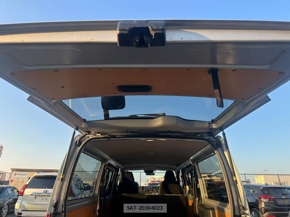 Toyota HIACE VAN 2020 1706876-26