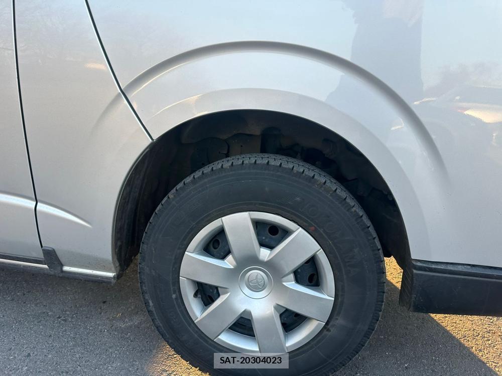 Toyota HIACE VAN 2020 1706876-29
