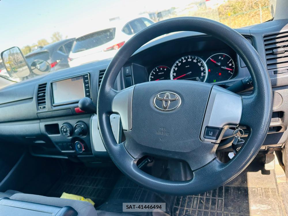 Toyota HIACE VAN 2019 4653056-12
