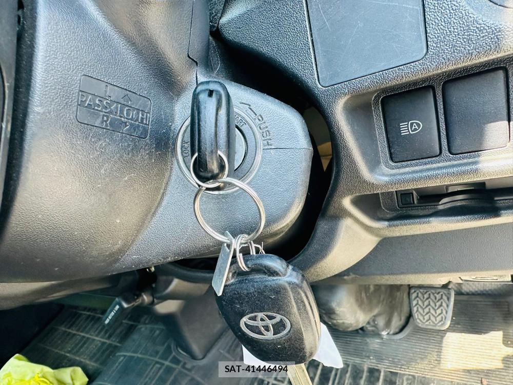 Toyota HIACE VAN 2019 4653056-14