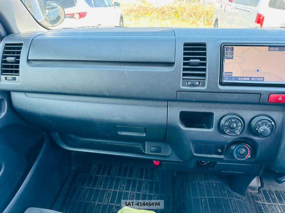 Toyota HIACE VAN 2019 4653056-15