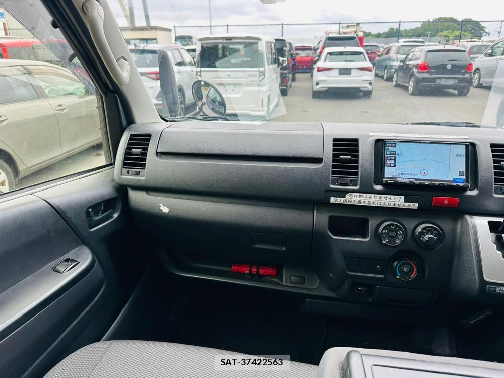 Toyota HIACE VAN 2019 6787094-17