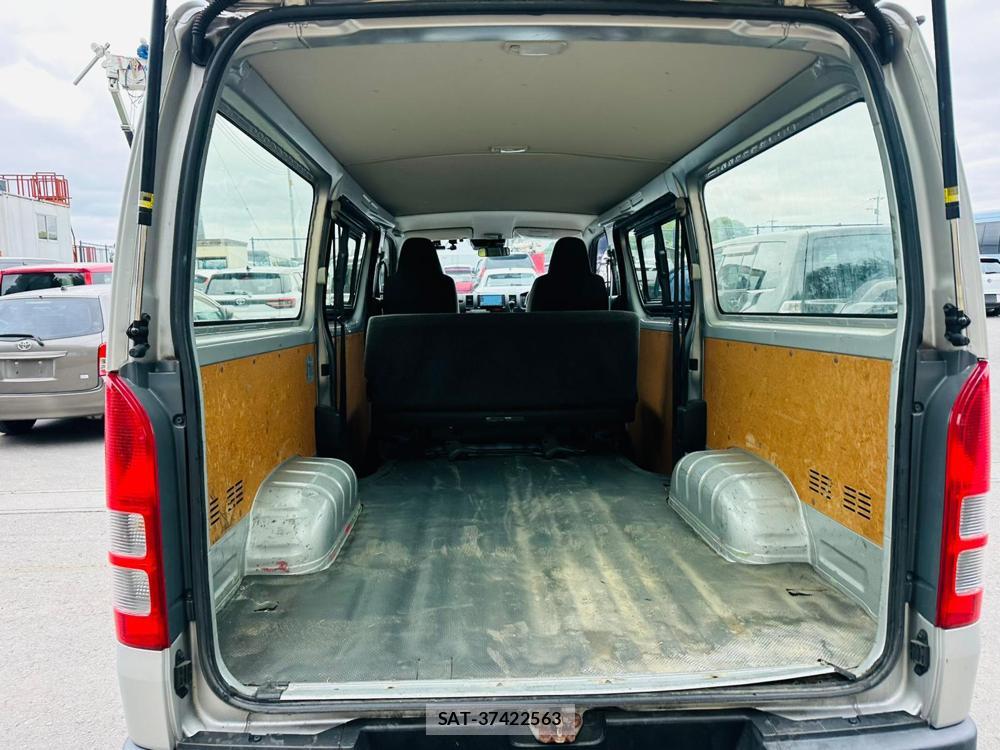 Toyota HIACE VAN 2019 6787094-25