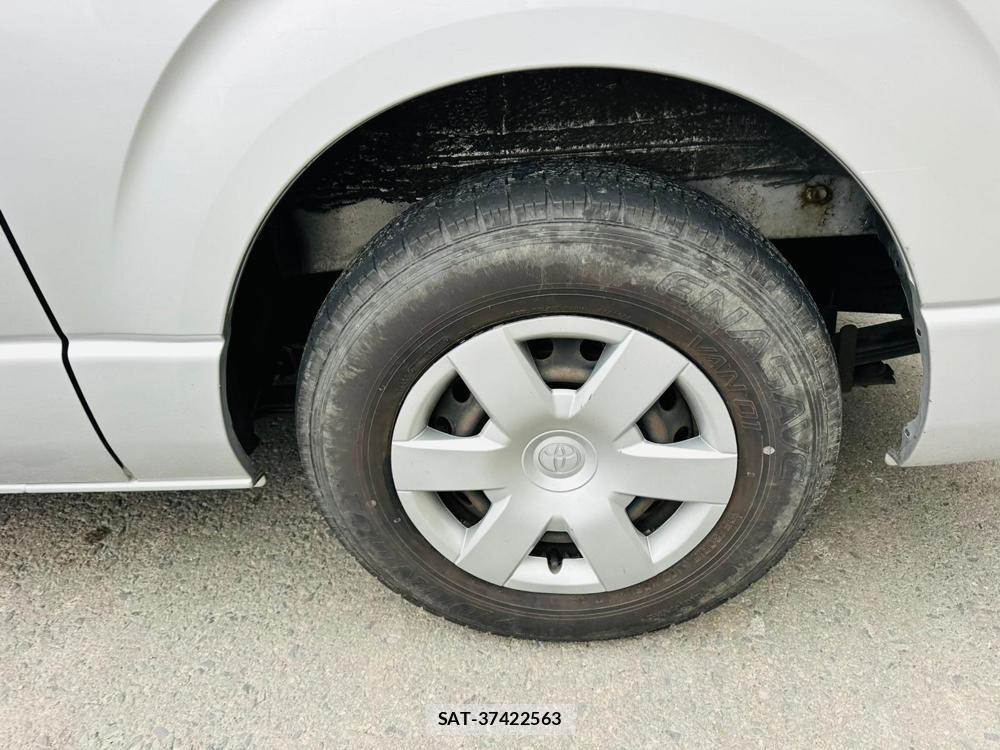 Toyota HIACE VAN 2019 6787094-30