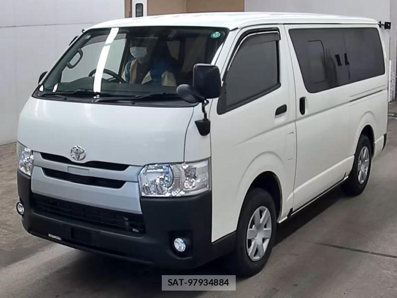 Toyota HIACE VAN 2019-06 7491010-3