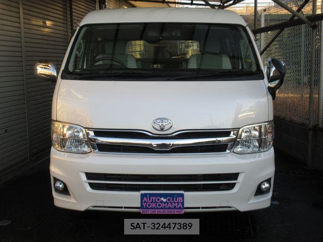 Toyota HIACE WAGON 2010-12 689375-1