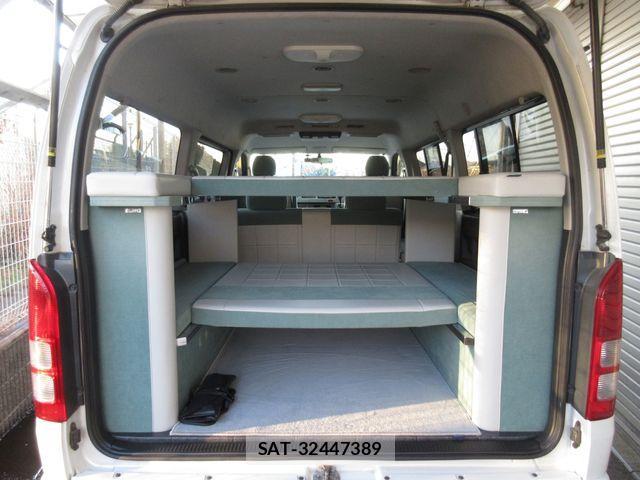 Toyota HIACE WAGON 2010-12 689375-7