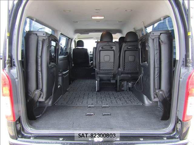 Toyota HIACE WAGON 2015-03 850413-24