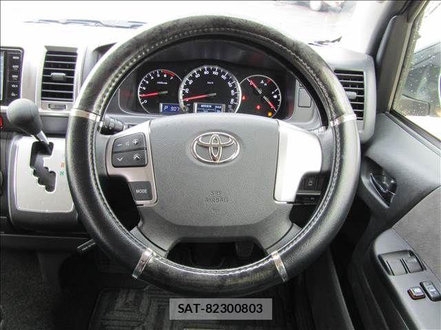 Toyota HIACE WAGON 2015-03 850413-2