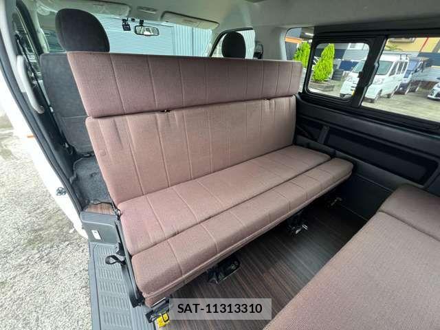 Toyota HIACE WAGON 2015-12 1072017-10