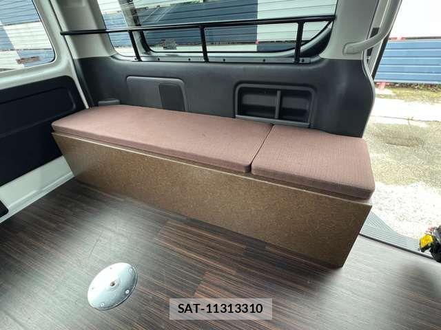 Toyota HIACE WAGON 2015-12 1072017-14