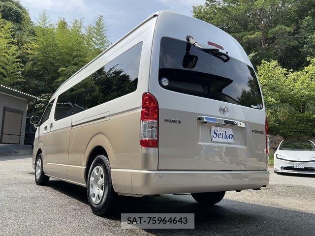 Toyota HIACE WAGON 2019-03 1221718-20